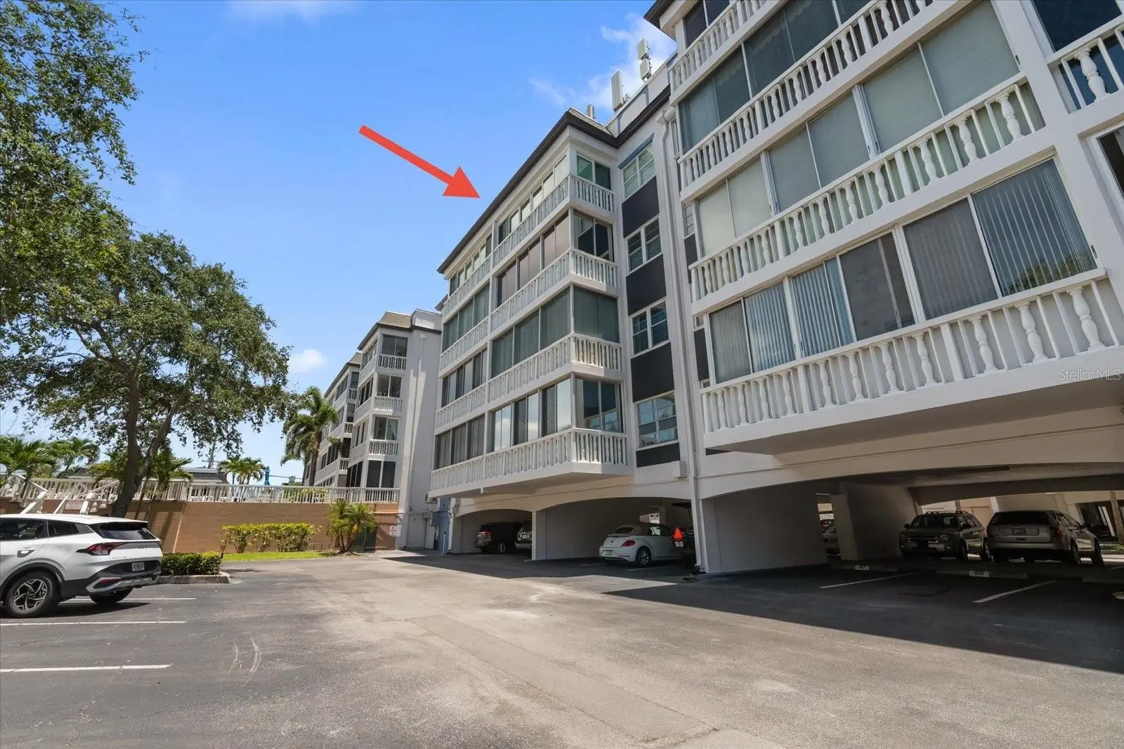 139 Bluff View Drive, FL