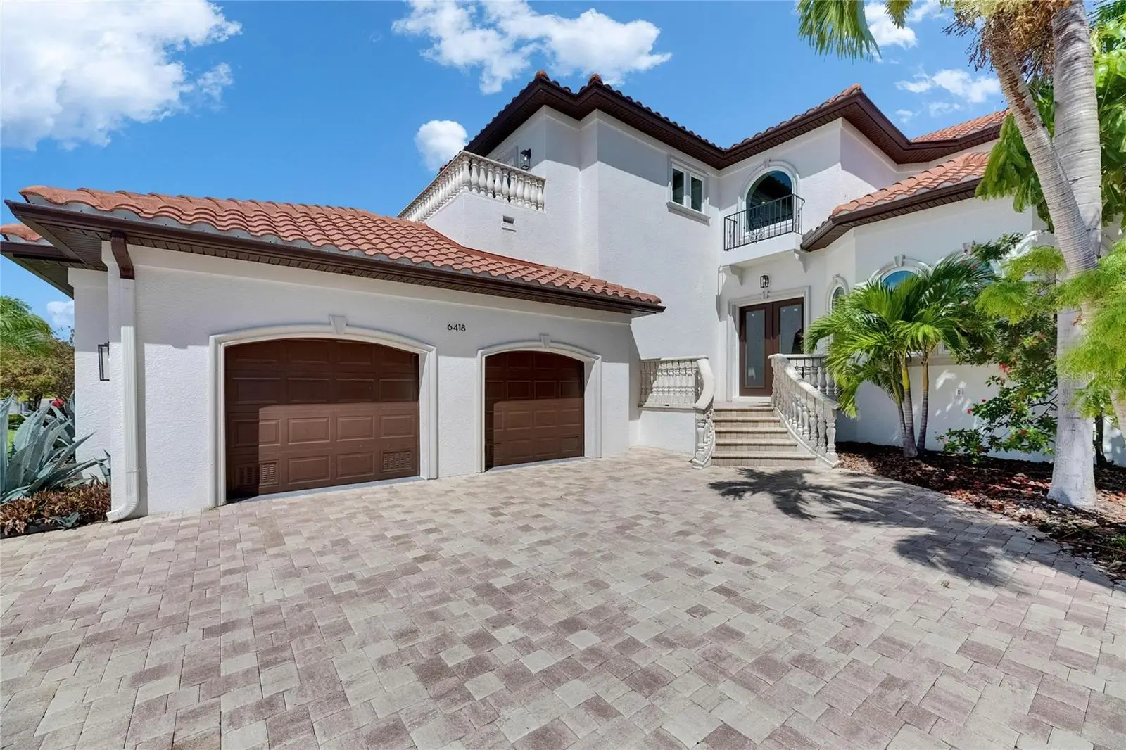 6418 Bright Bay Court, FL