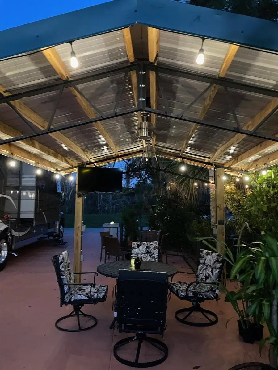 568 Waterway Drive, FL