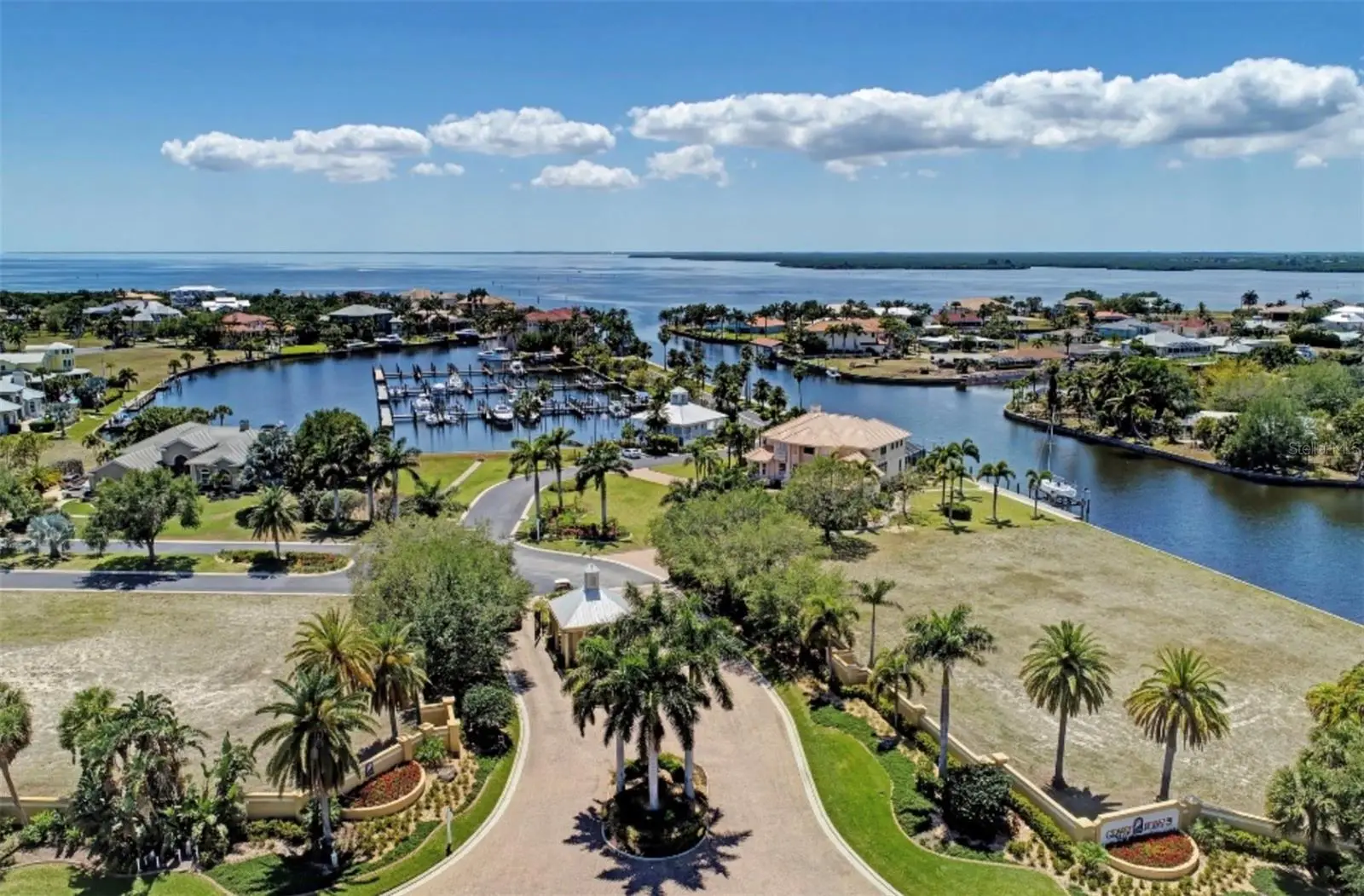 4400 Grassy Point Boulevard, FL