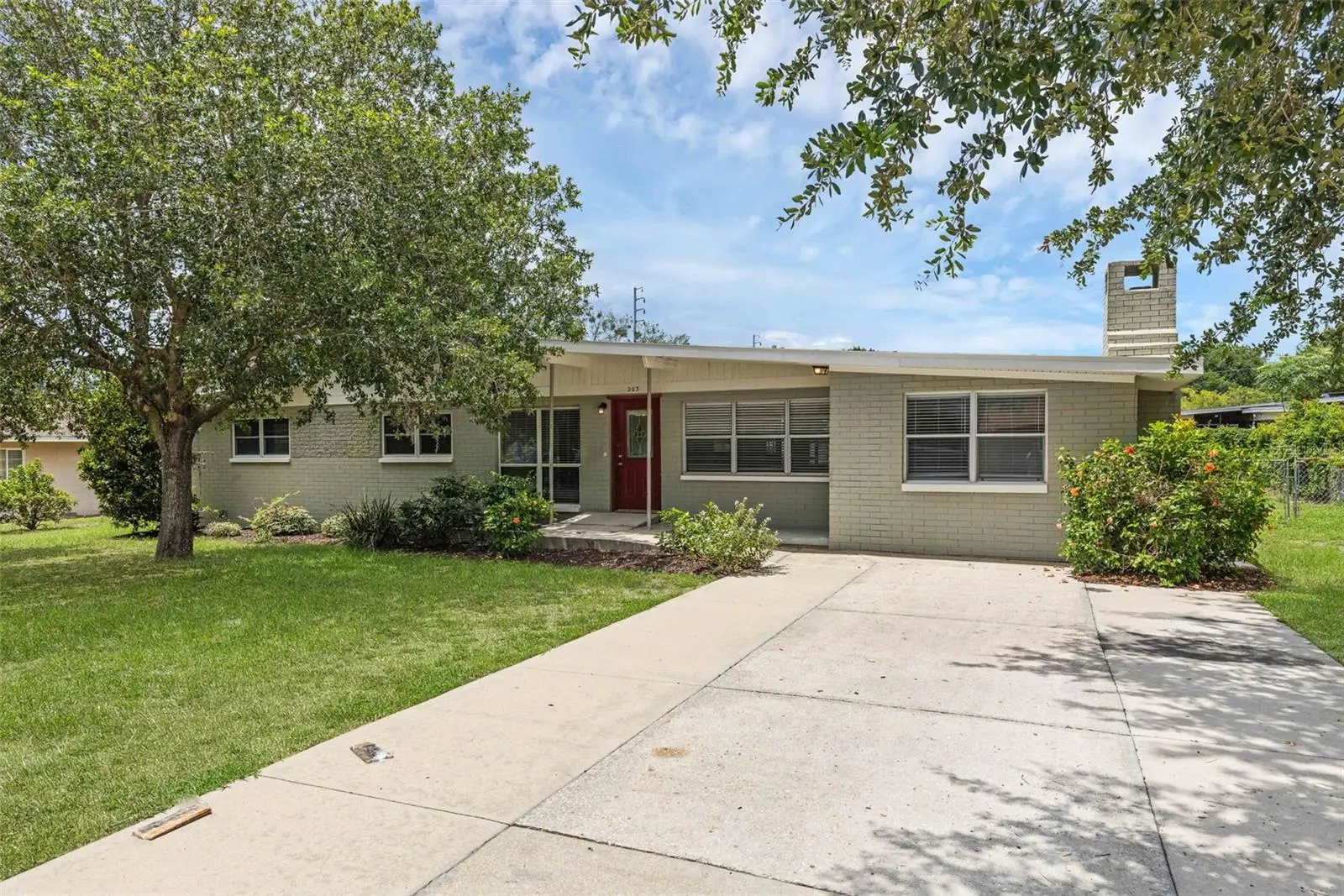 203 Lakeview Avenue, FL