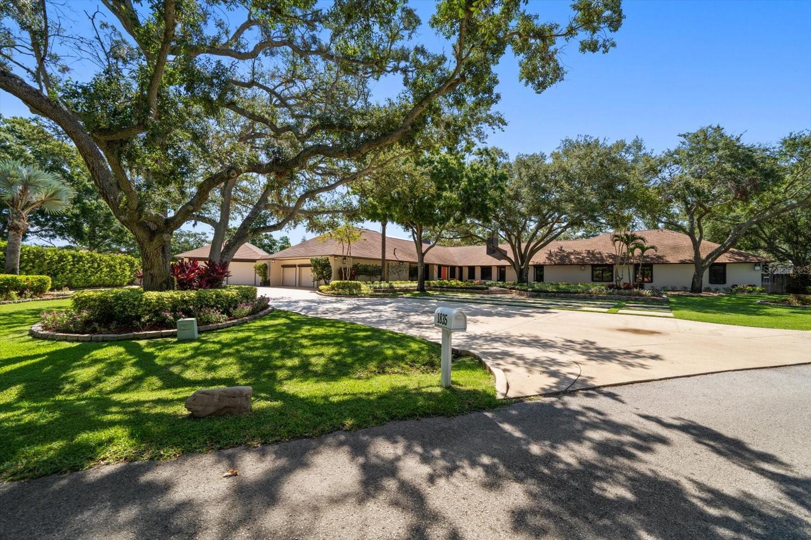 1835 Alicia Way, FL