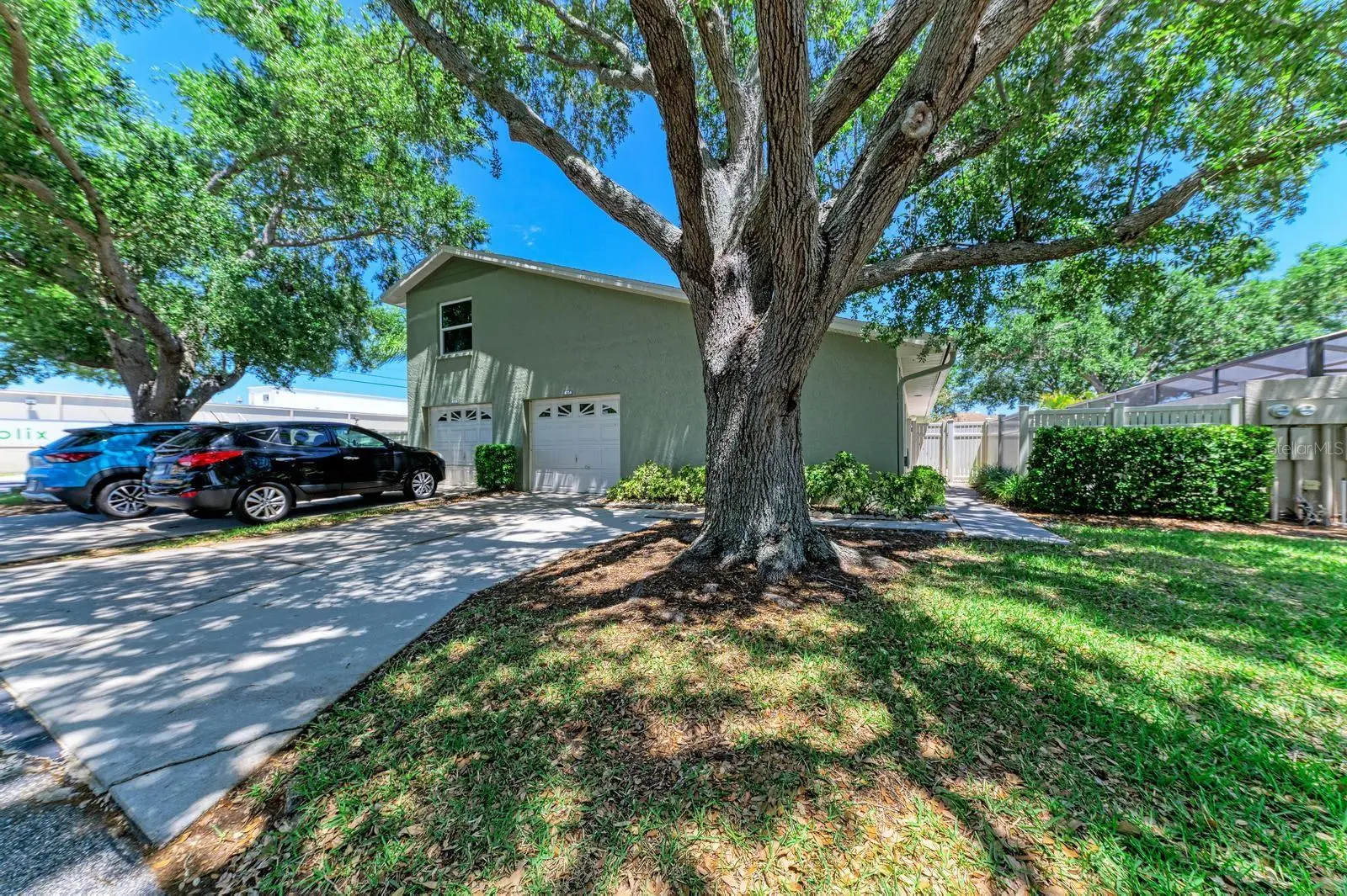 4154 Center Pointe Circle, FL