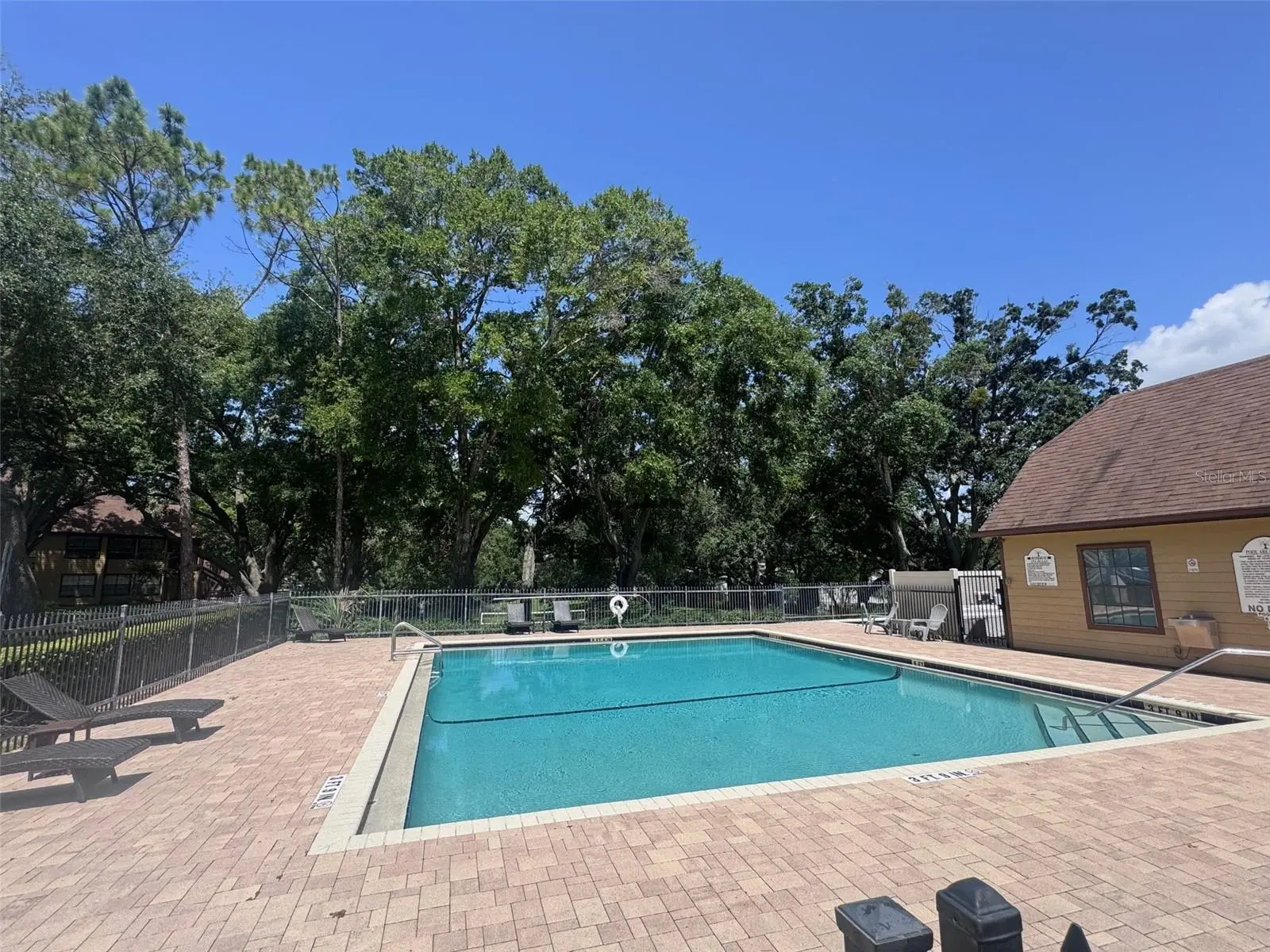 320 Forestway Circle, FL