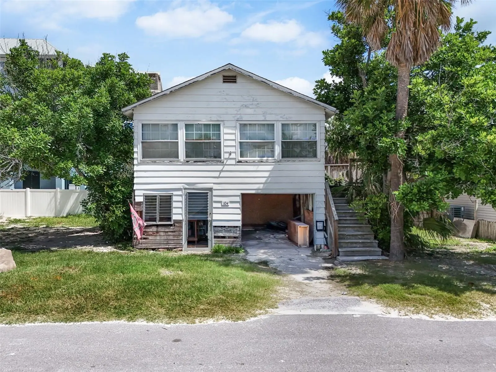 104 10th Street, FL
