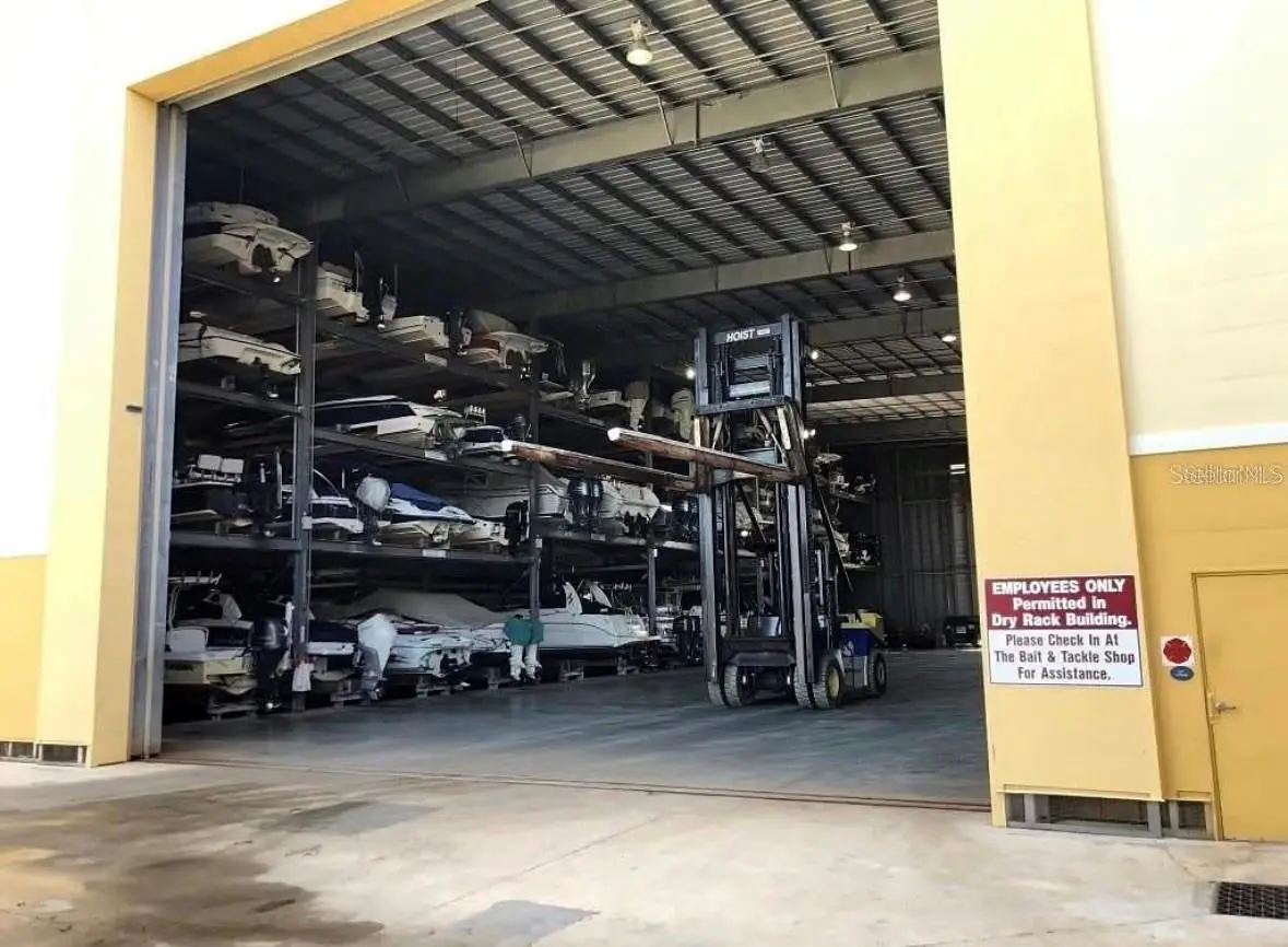 570 Blackburn Point Road, FL