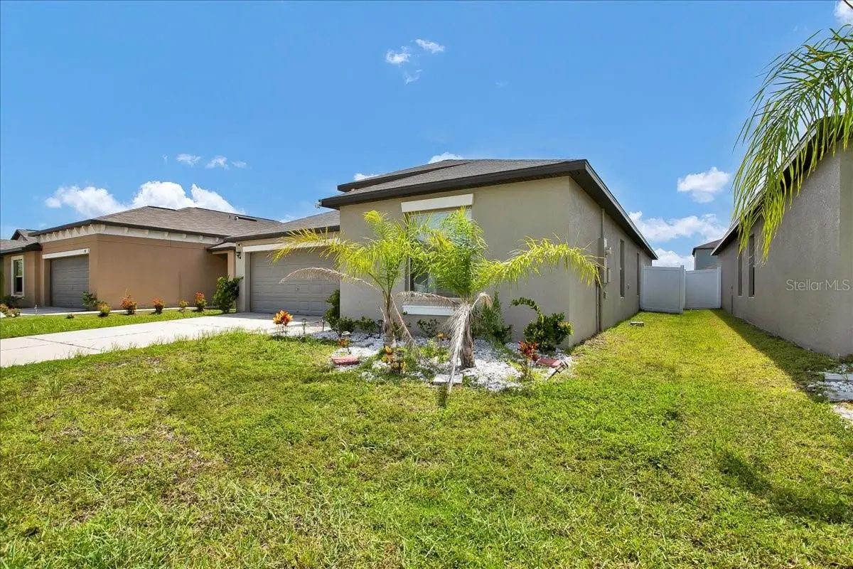 769 Calico Scallop Street, FL