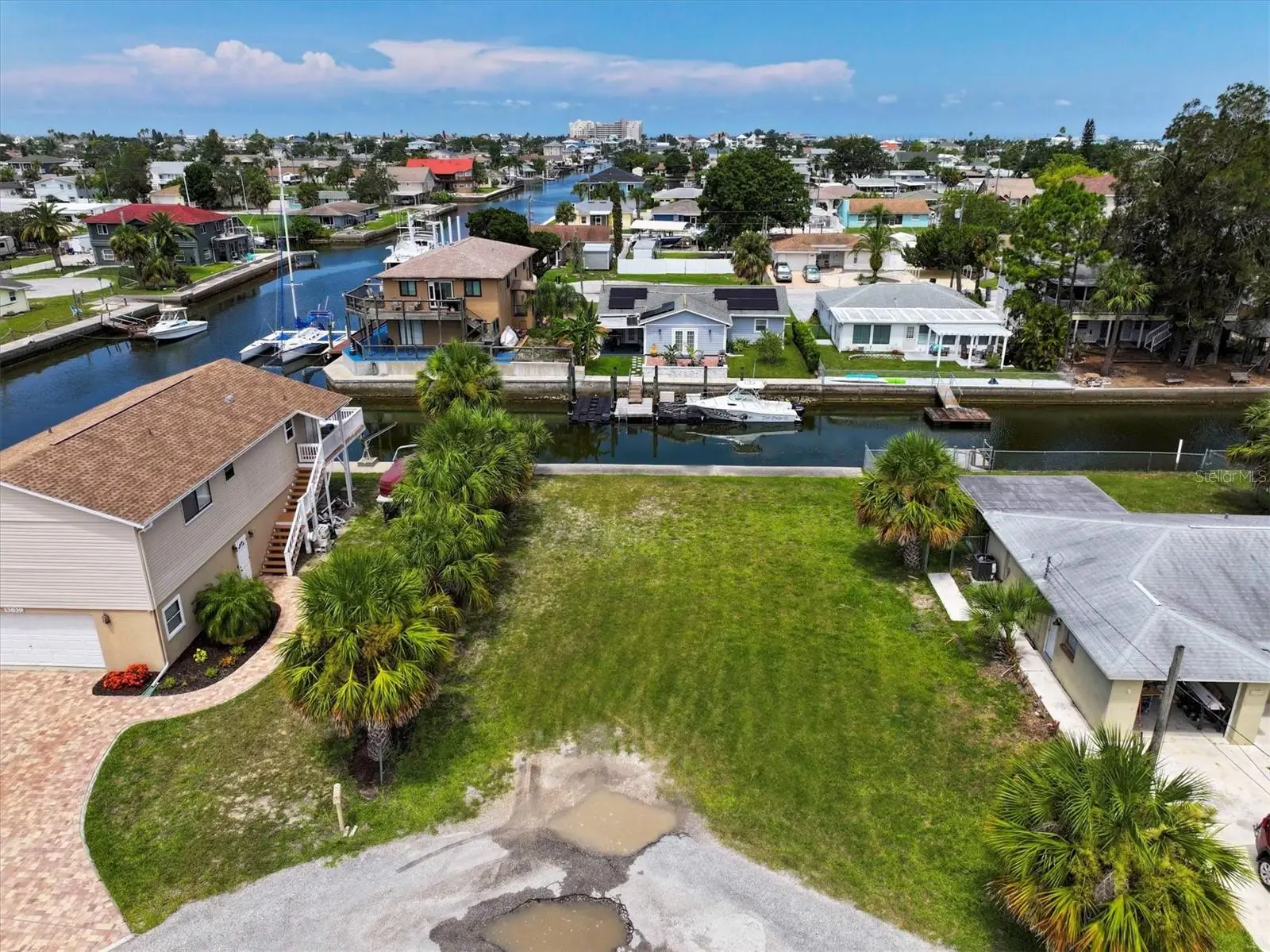 13901 Duley Avenue, FL