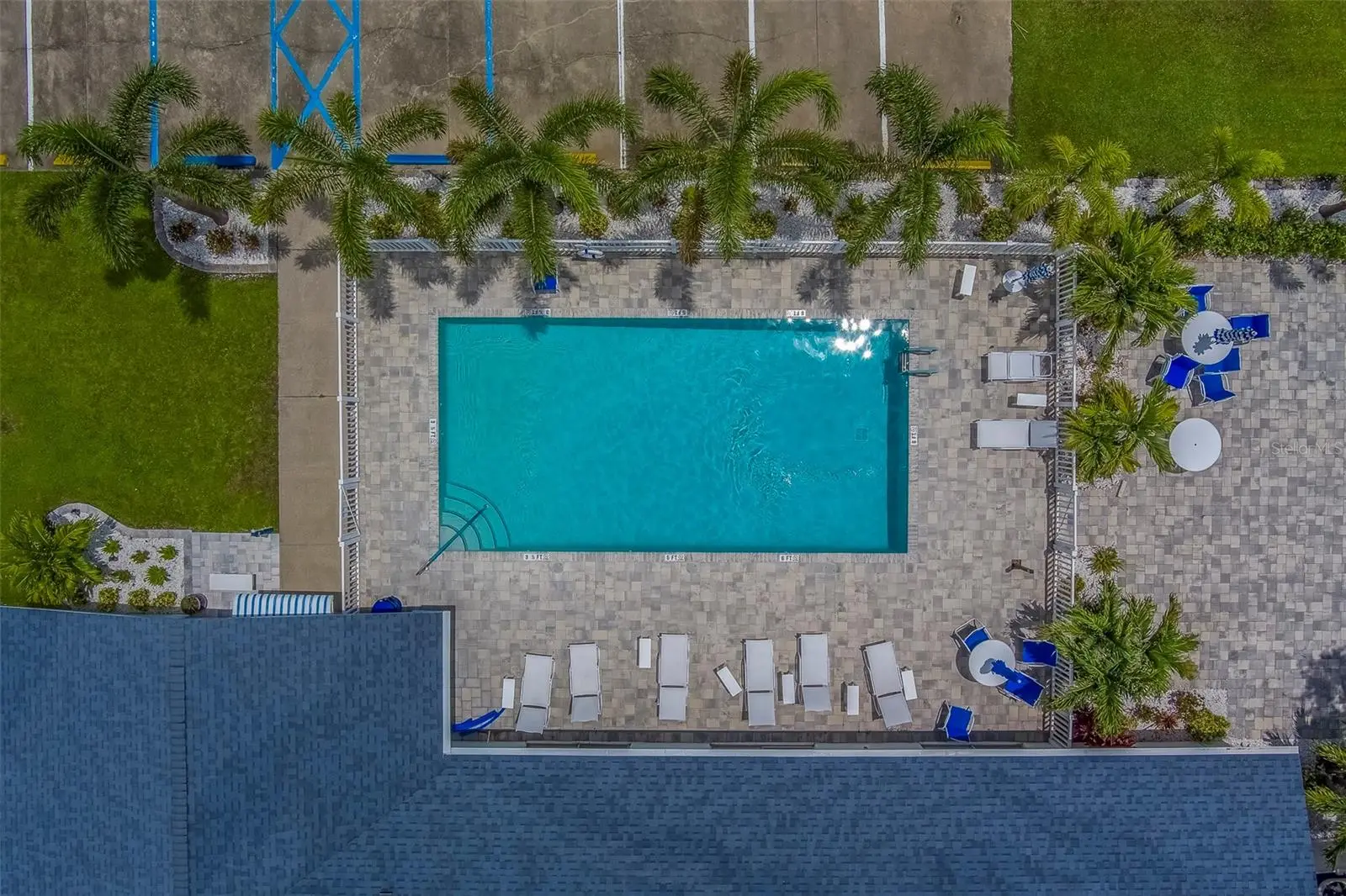 16940 Us Highway 19, FL
