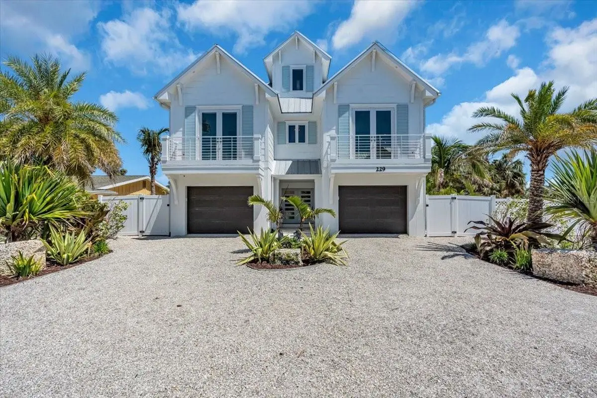 229 Willow Avenue, FL