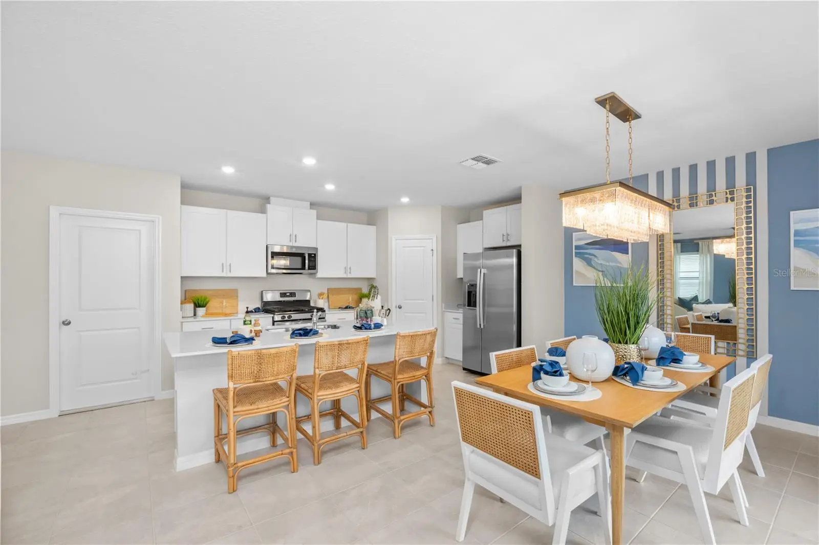 9076 Tequila Sunrise Drive, FL