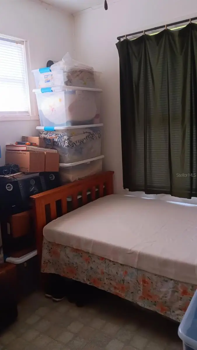 2693 Cr 426f, FL
