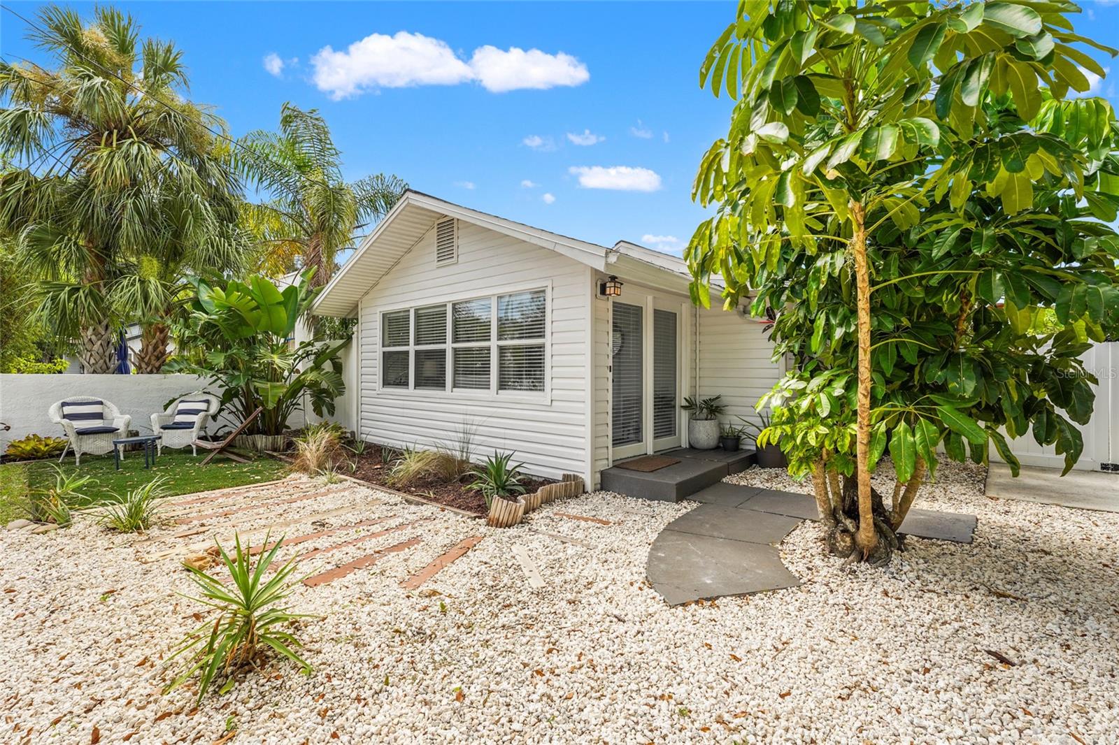 2705 2nd Avenue, FL