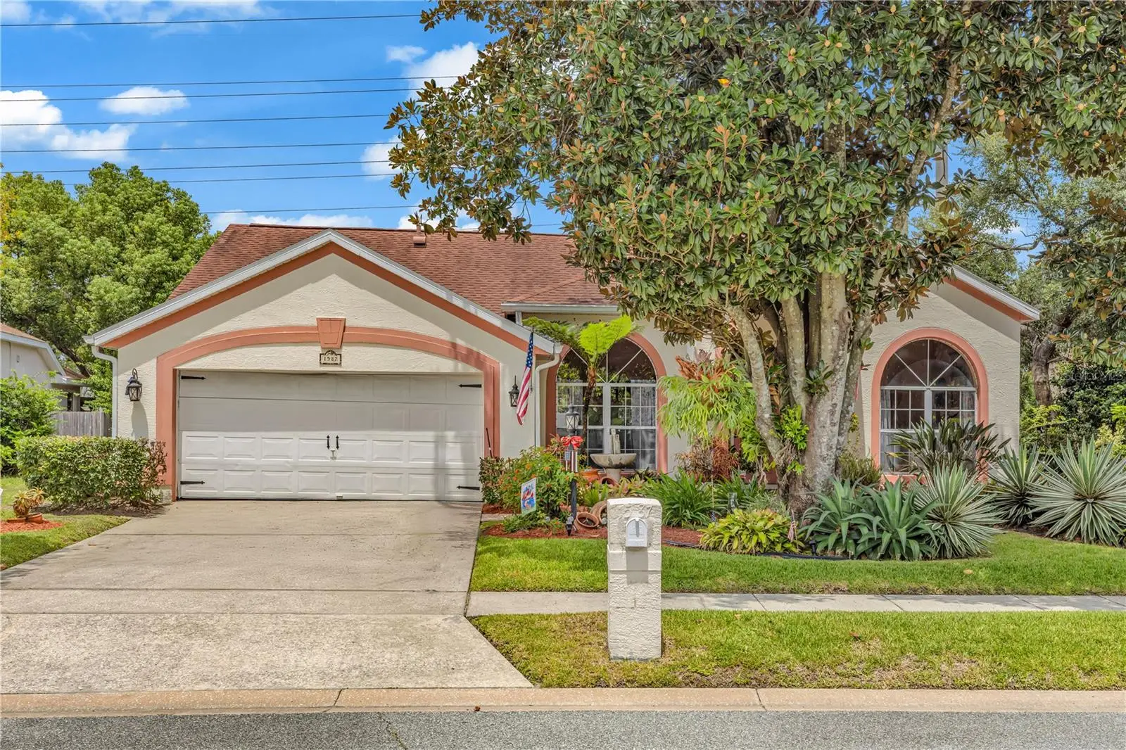 1587 Hunters Stand Run, FL
