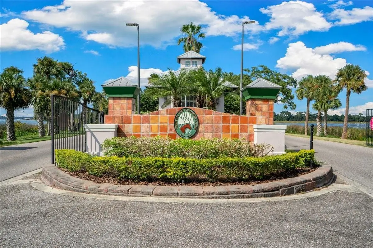 Live Oak Drive, FL