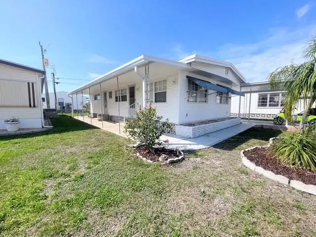 816 Turf, FL
