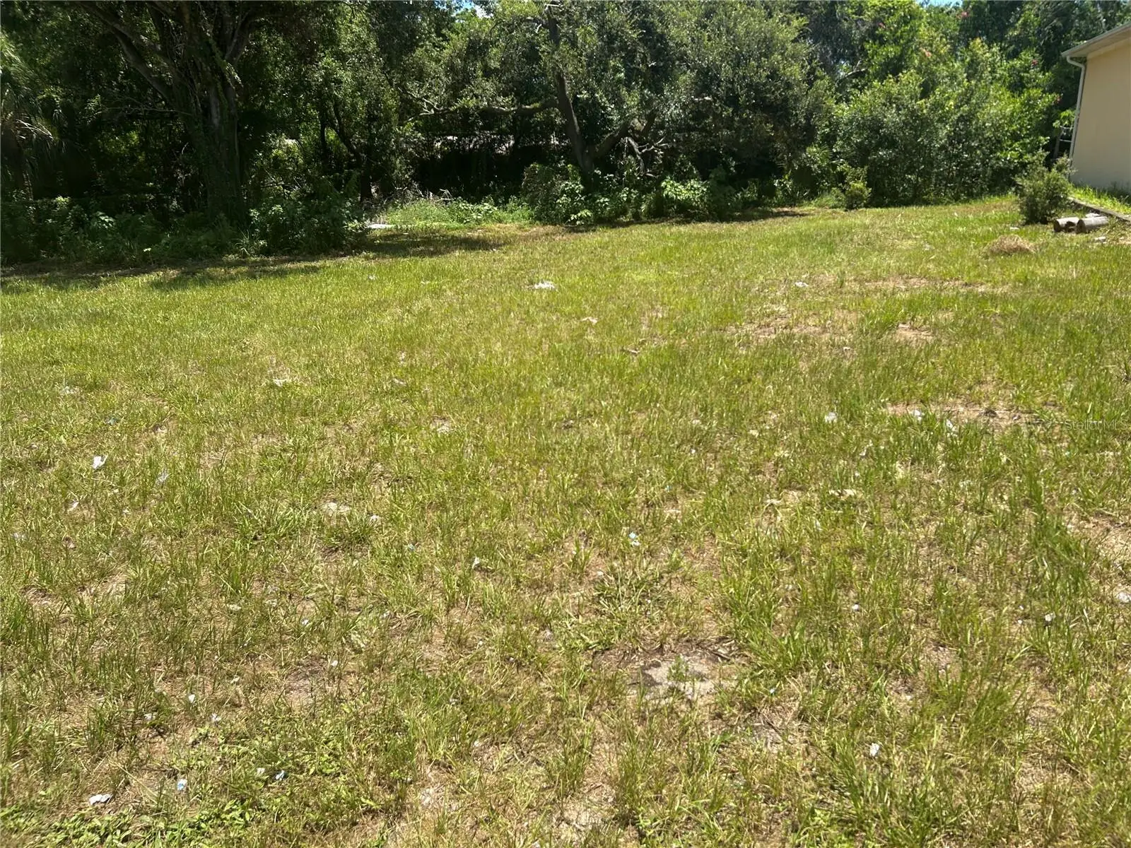 1904-1906 Busch Boulevard, FL