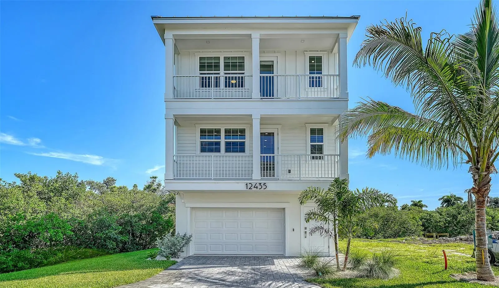 111 4th Street, FL