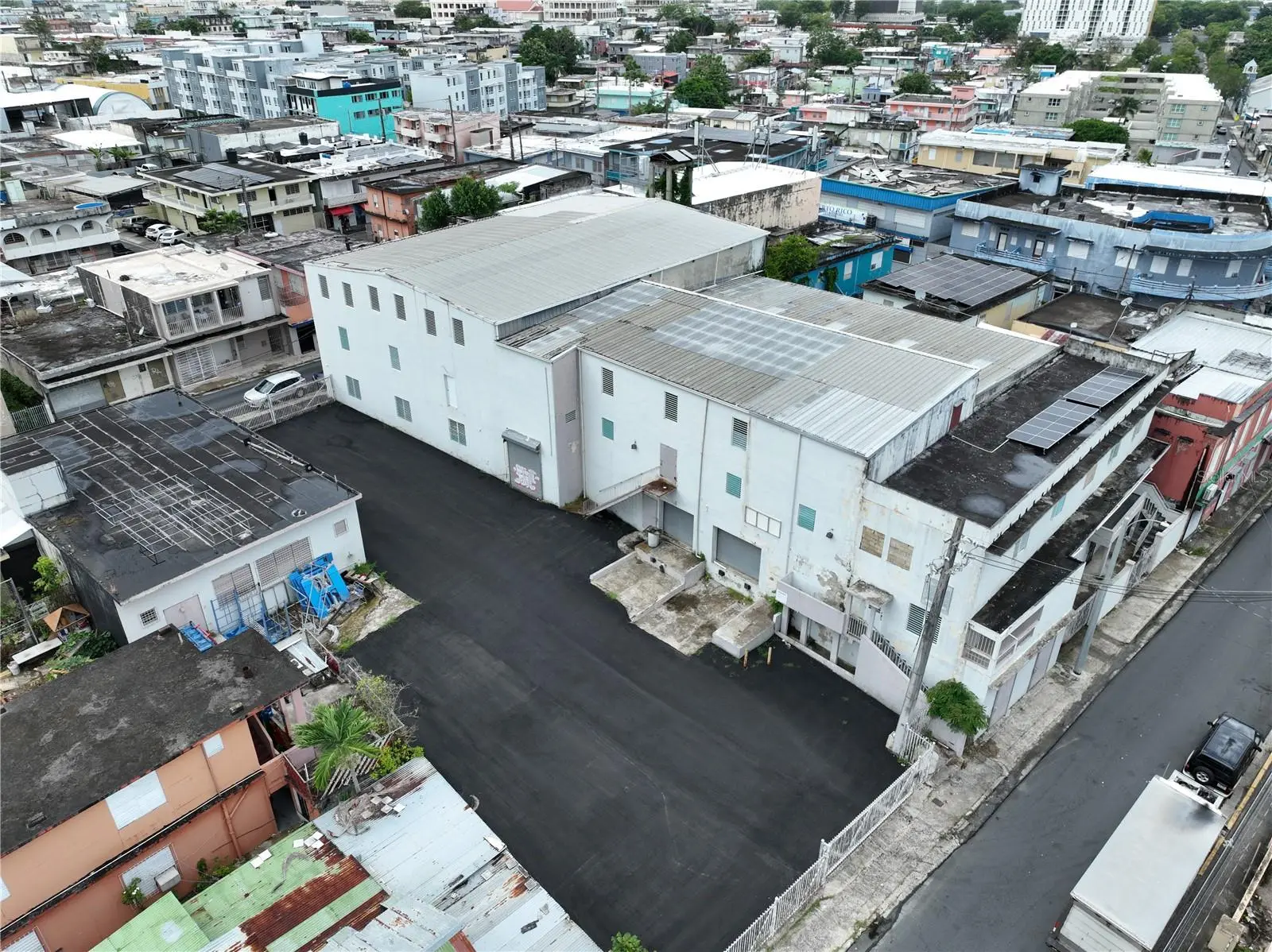 Pr 33 Av Rafael Cordero #110, PR