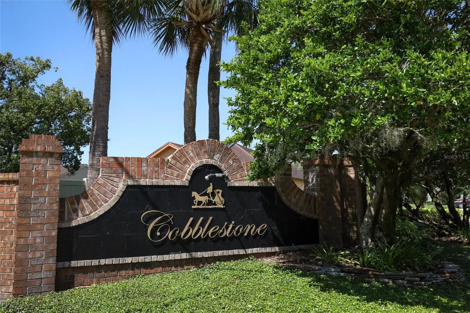 1675 Thornhill Circle, FL