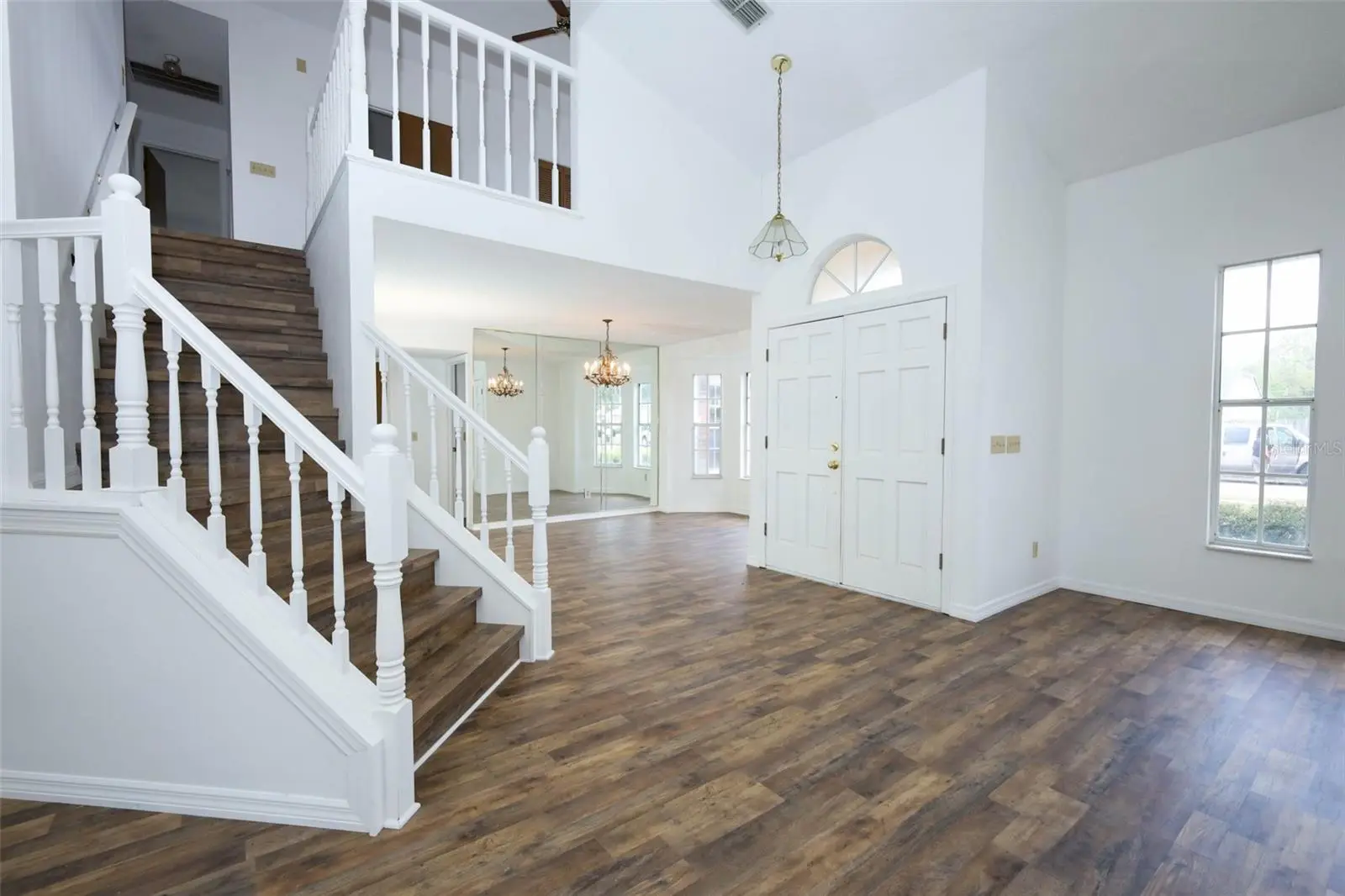 1675 Thornhill Circle, FL