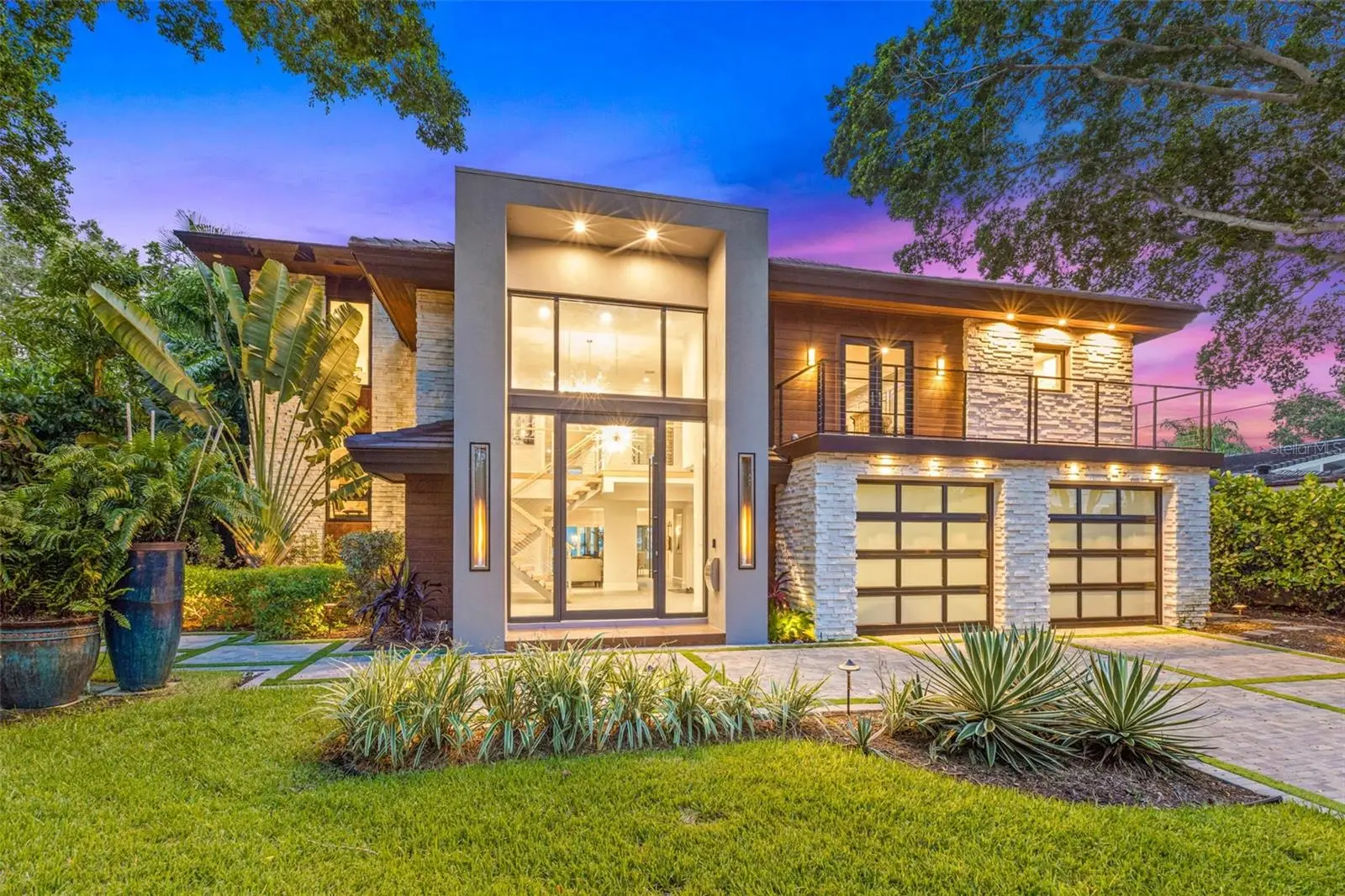 1365 Brightwaters Boulevard, FL