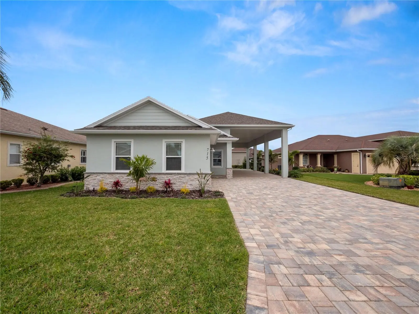 715 Teaberry Trail, FL