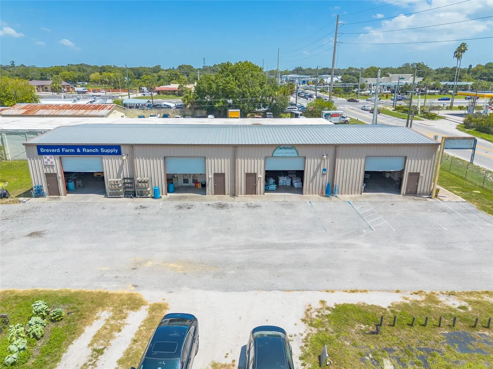135 Clearlake, FL
