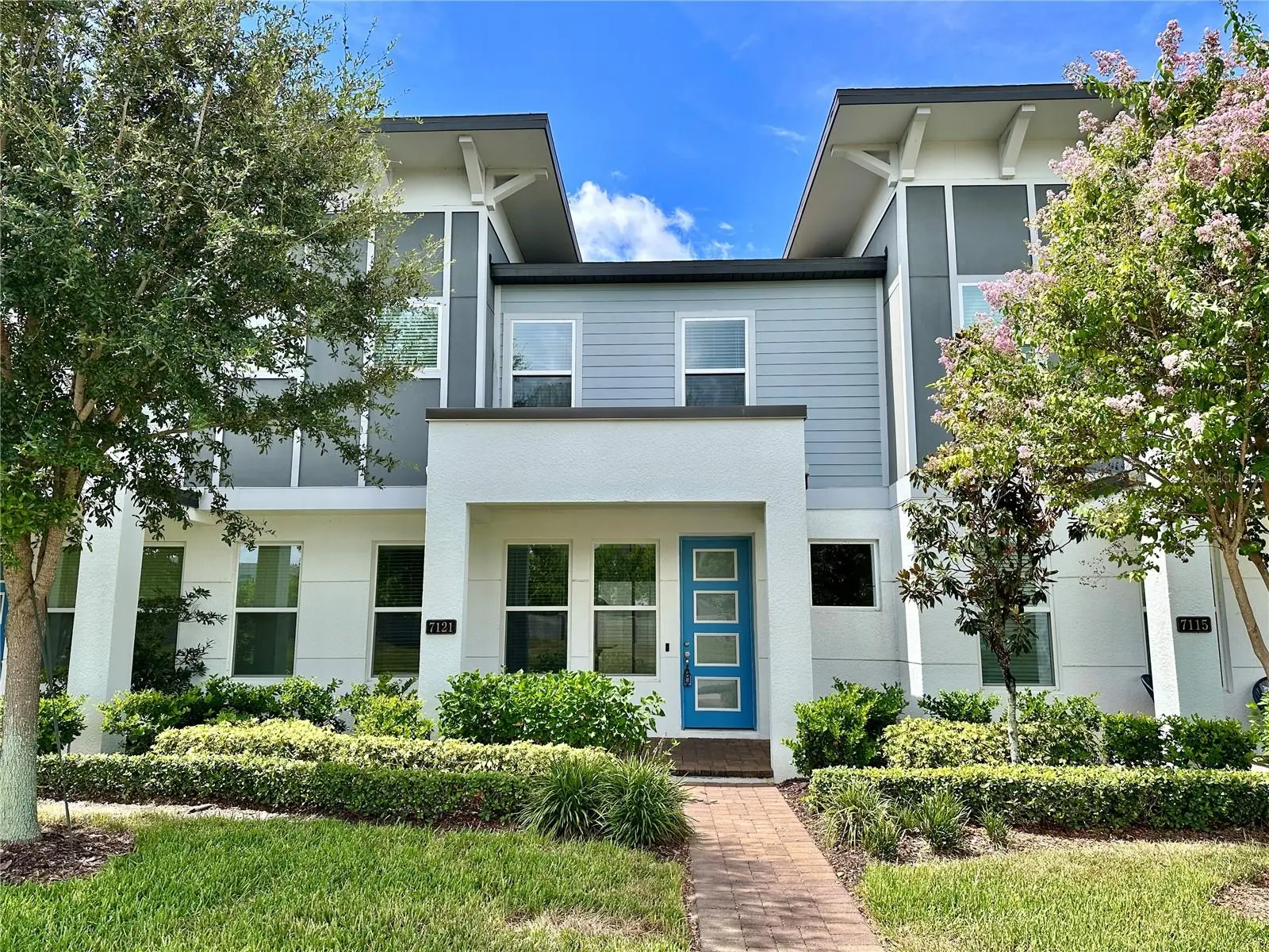 7121 Carrickbend Lane, FL