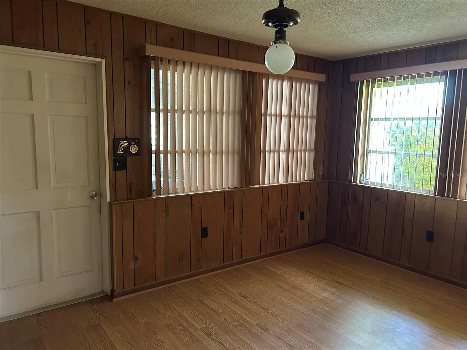 24121 Armadillo Road, FL