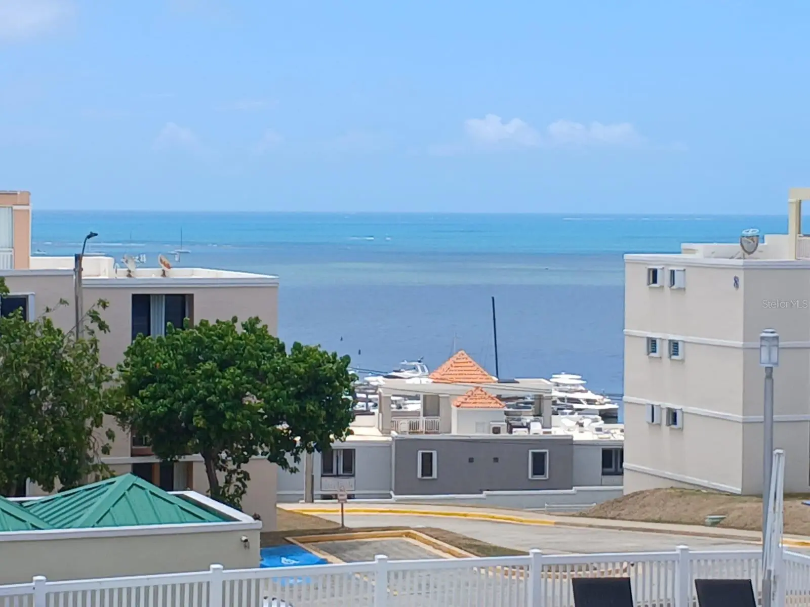 Ave 400-A Vista Real, PR