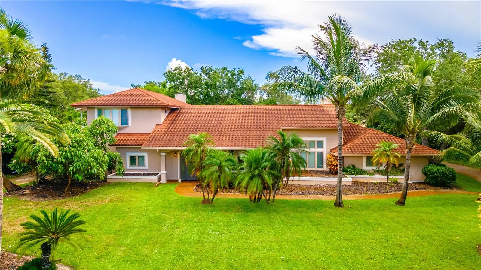 150 Utopia Circle, FL