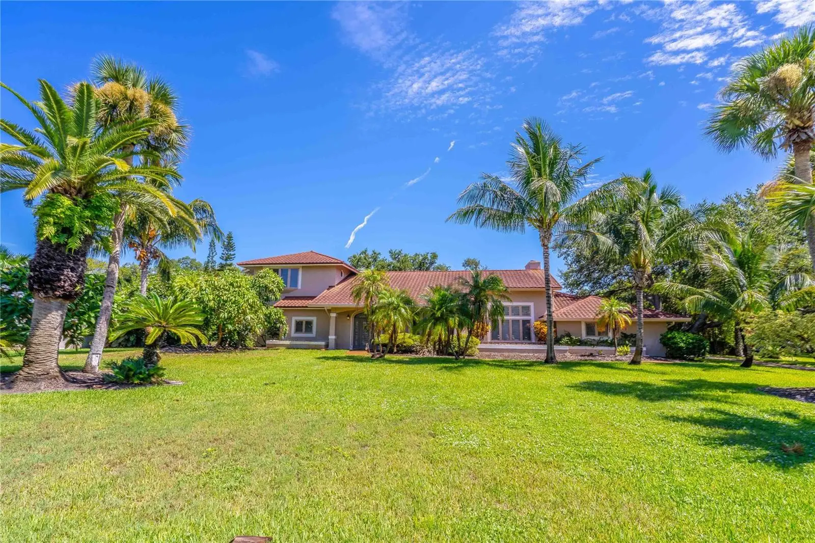 150 Utopia Circle, FL