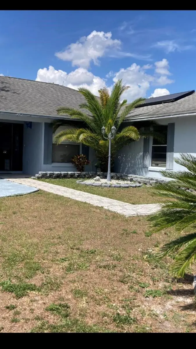 303 Cocoa Court, FL