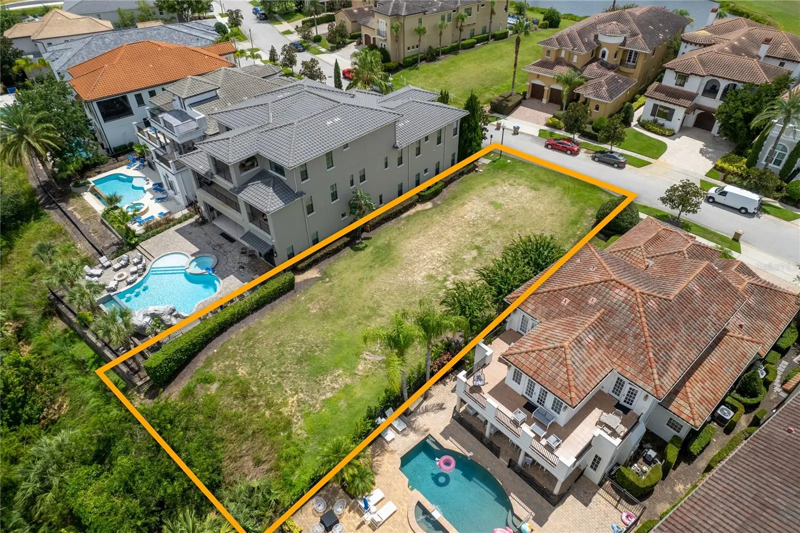 594 Muirfield Loop, FL