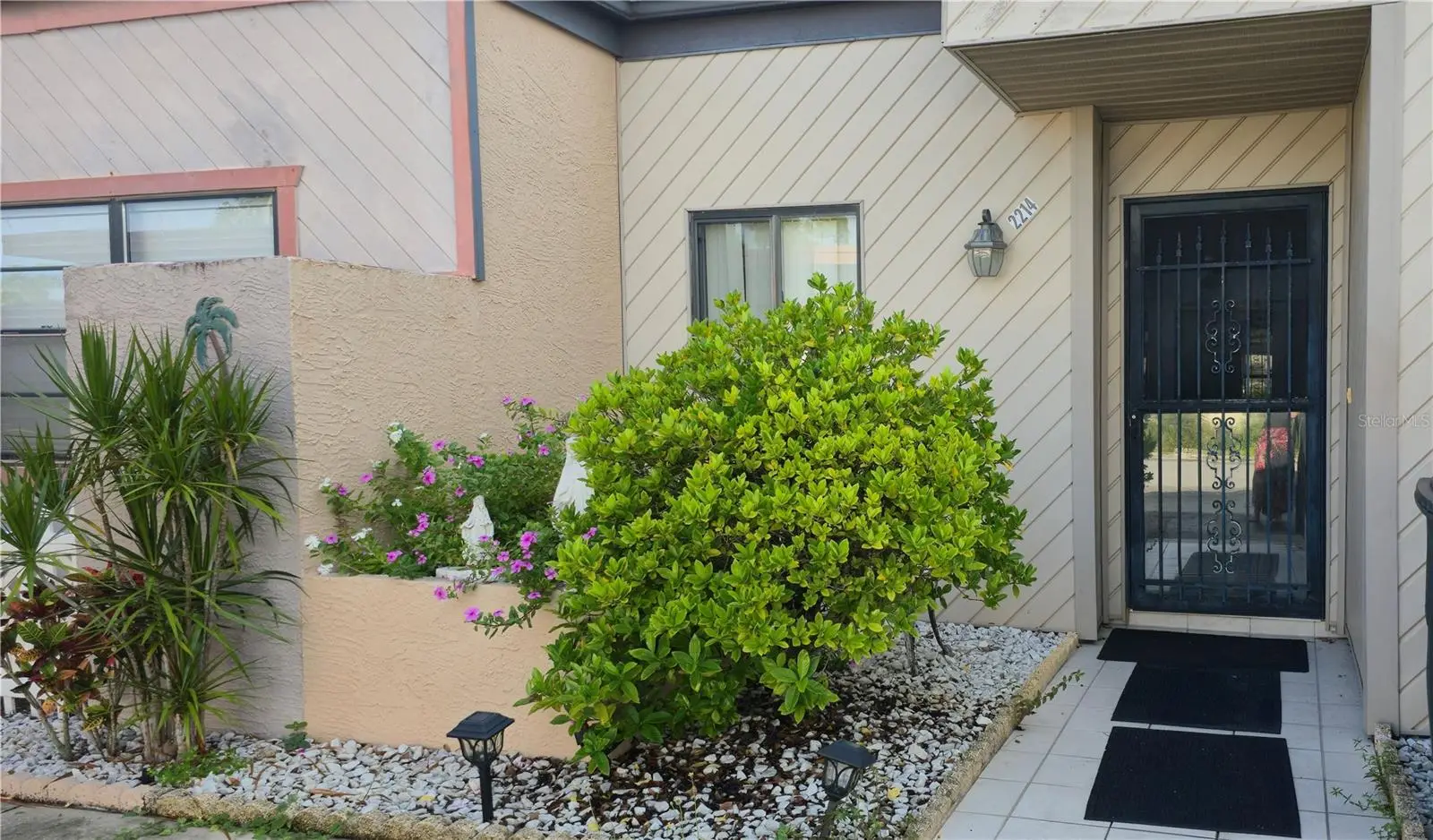 2214 Oak Wind Drive, FL