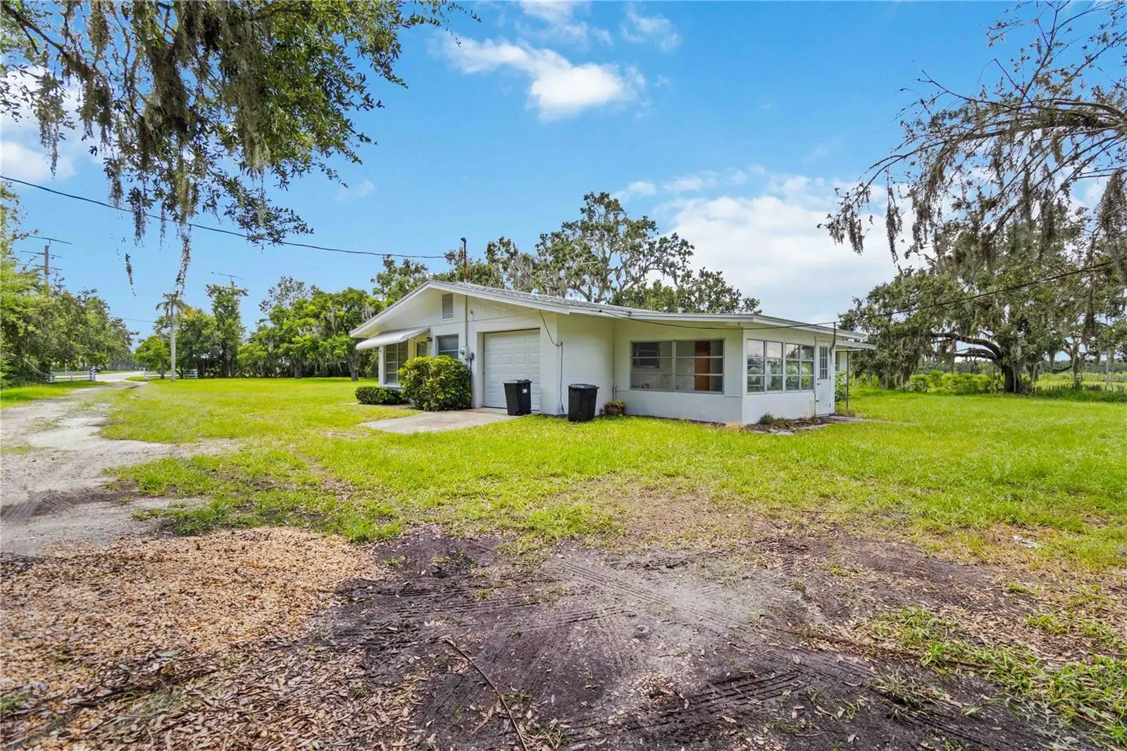 11880 Us Highway 301 N, FL