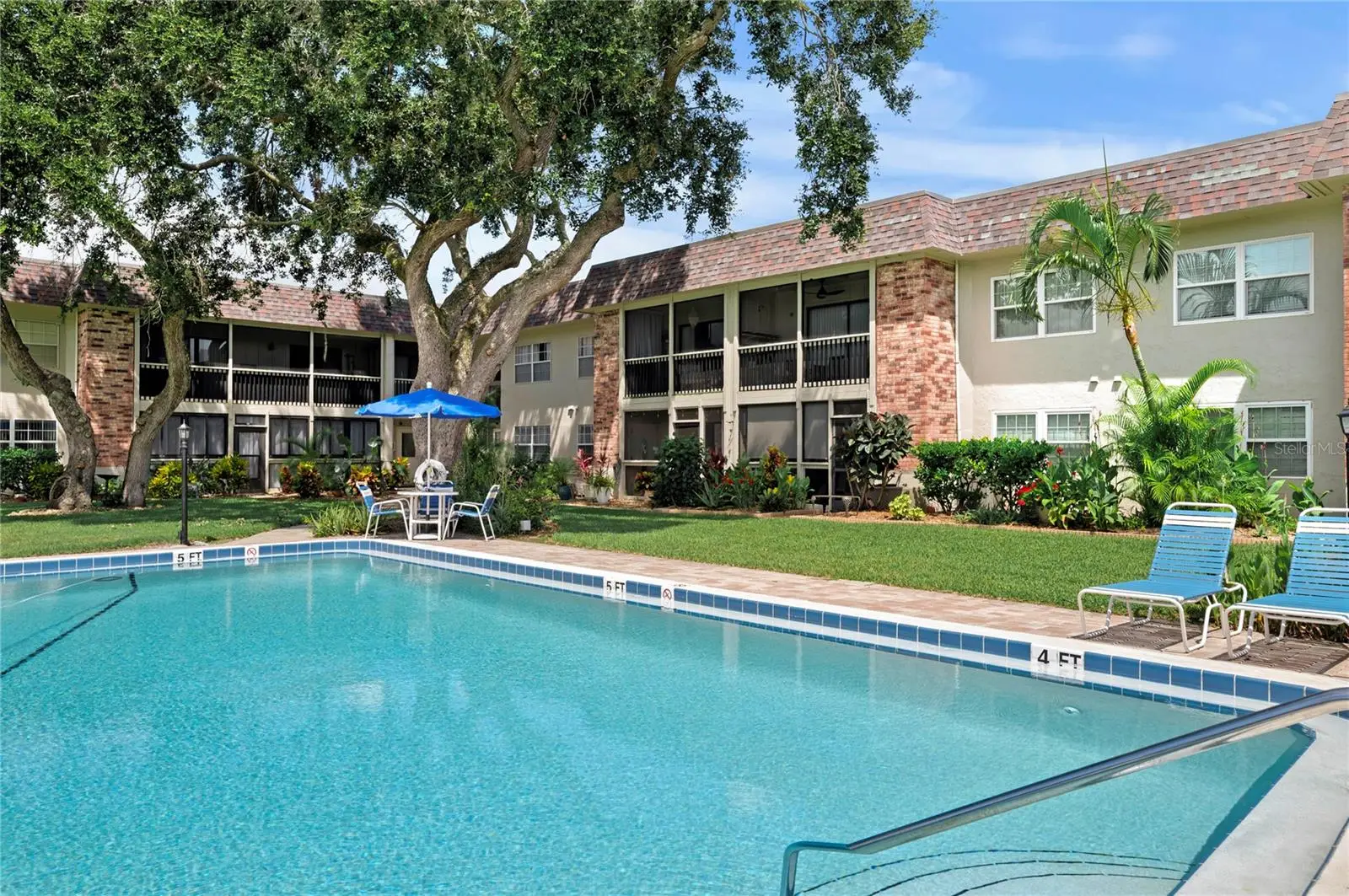 3800 Saxon Drive, FL