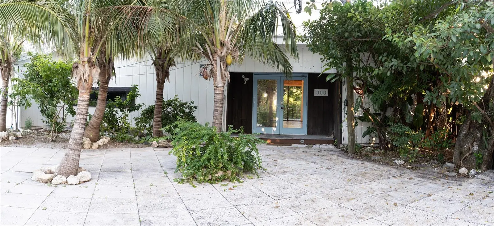 300 Garden Lane, FL