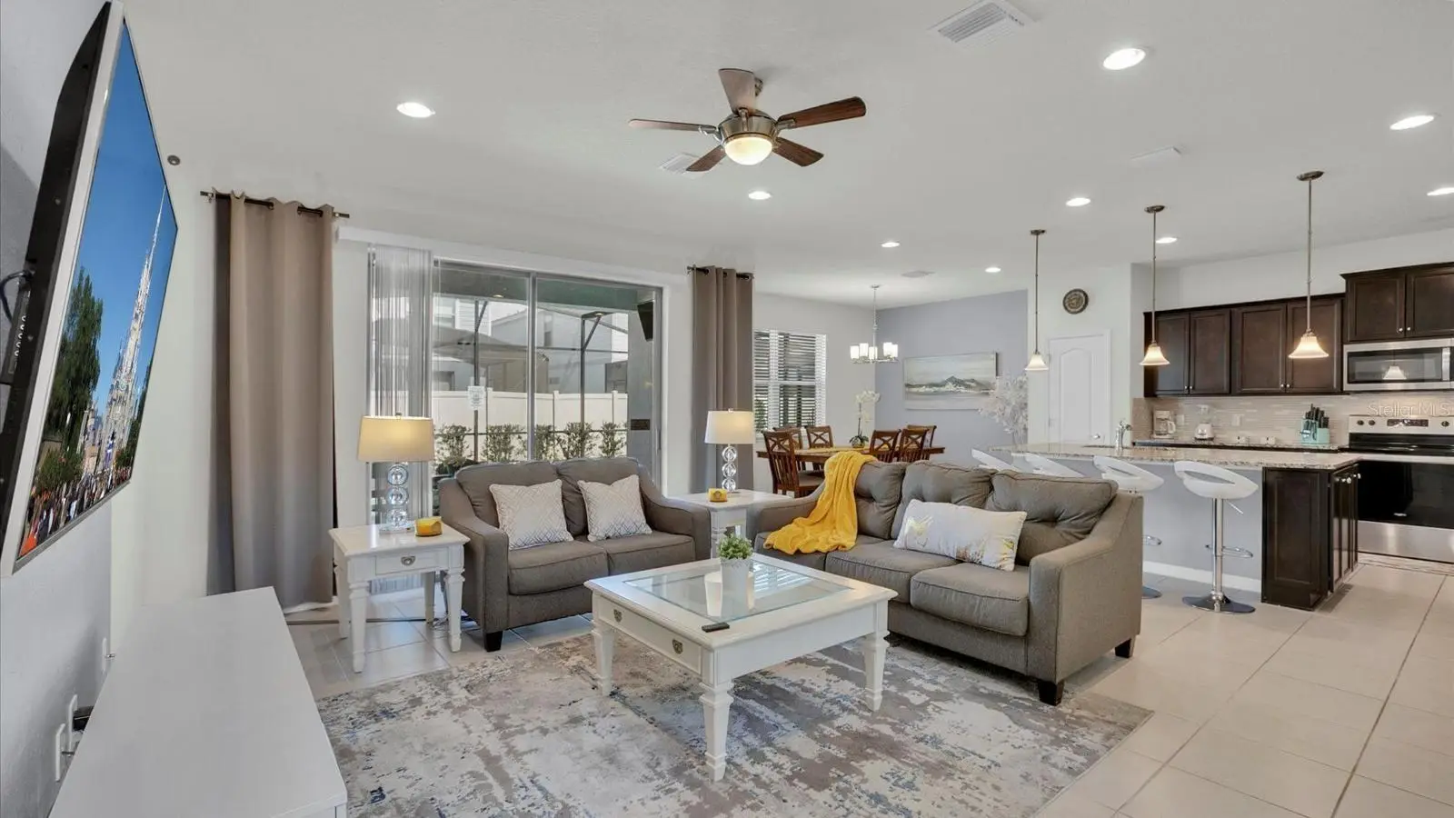 2462 Dubai Street, FL
