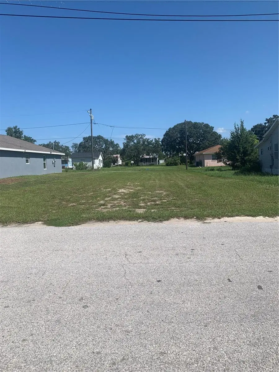517 Lincoln Avenue, FL