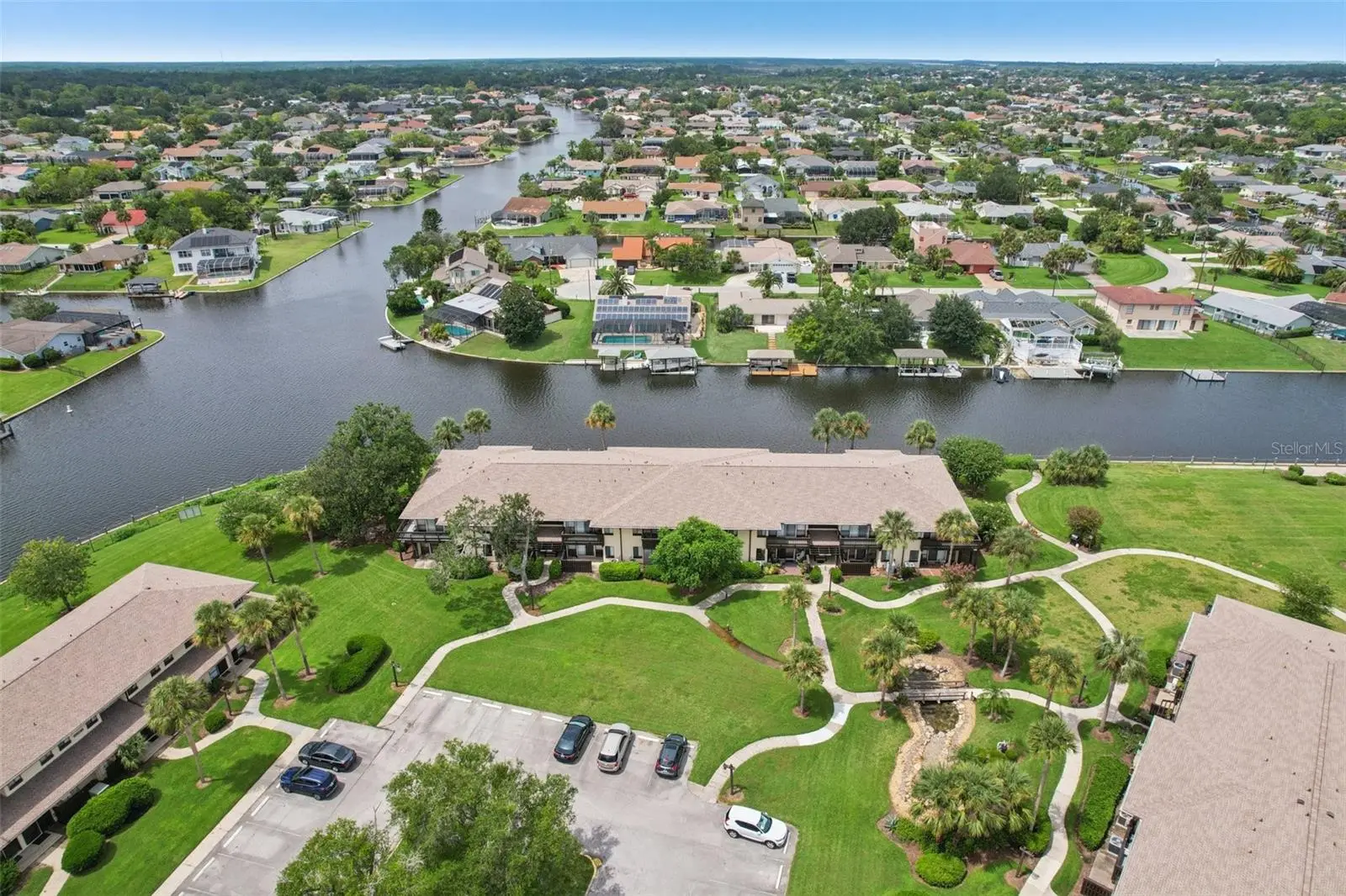 46 Club House Drive, FL