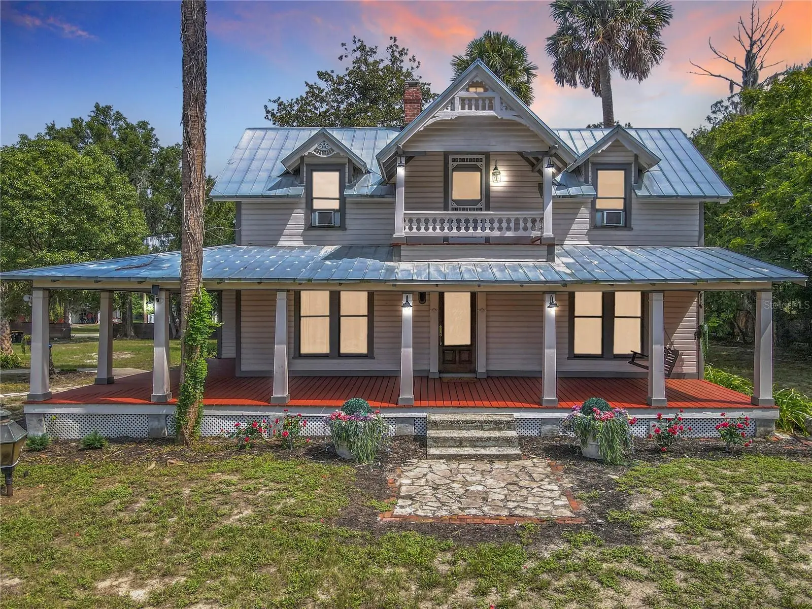 525 Blue Springs Avenue, FL