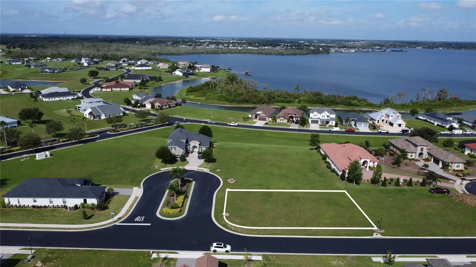 587 Loblolly Place, FL
