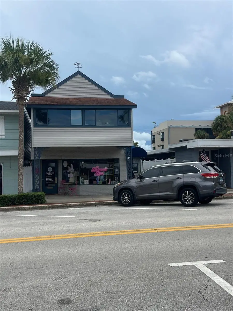 107 Main Street, FL