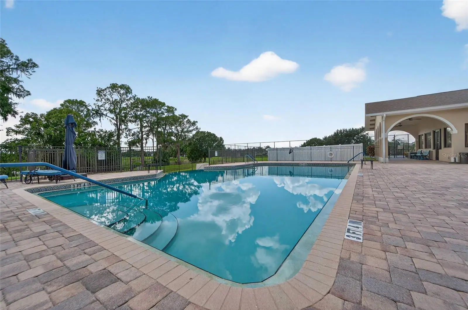 453 Nolane Lane, FL