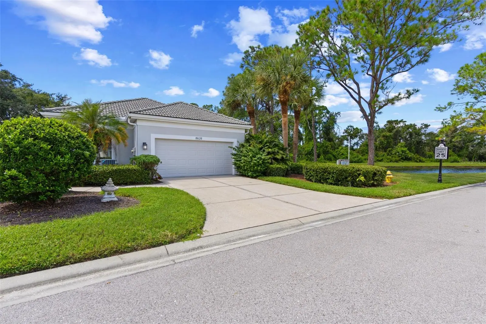 8628 54th Avenue Circle, FL