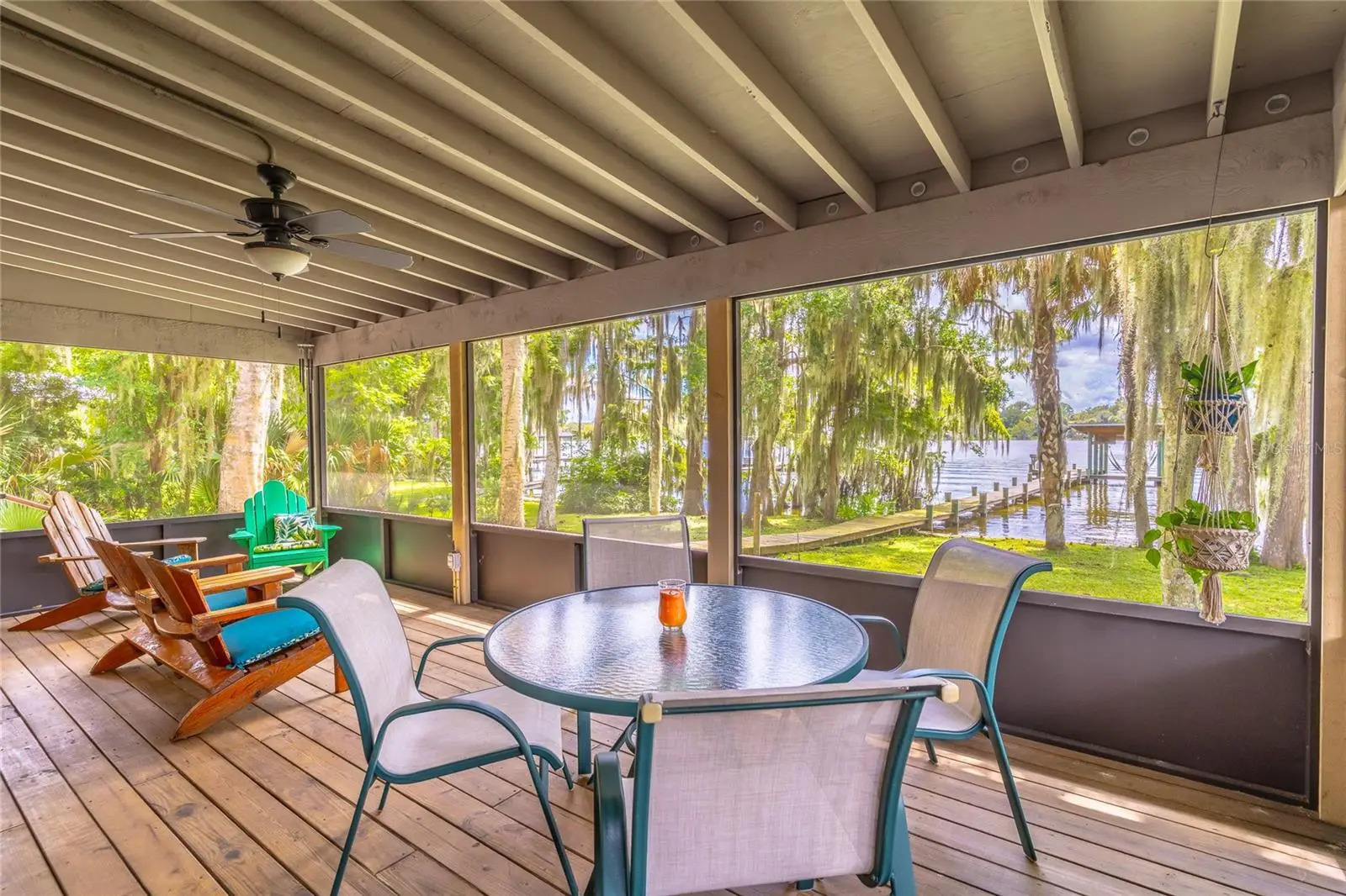 121 Lake George Drive, FL