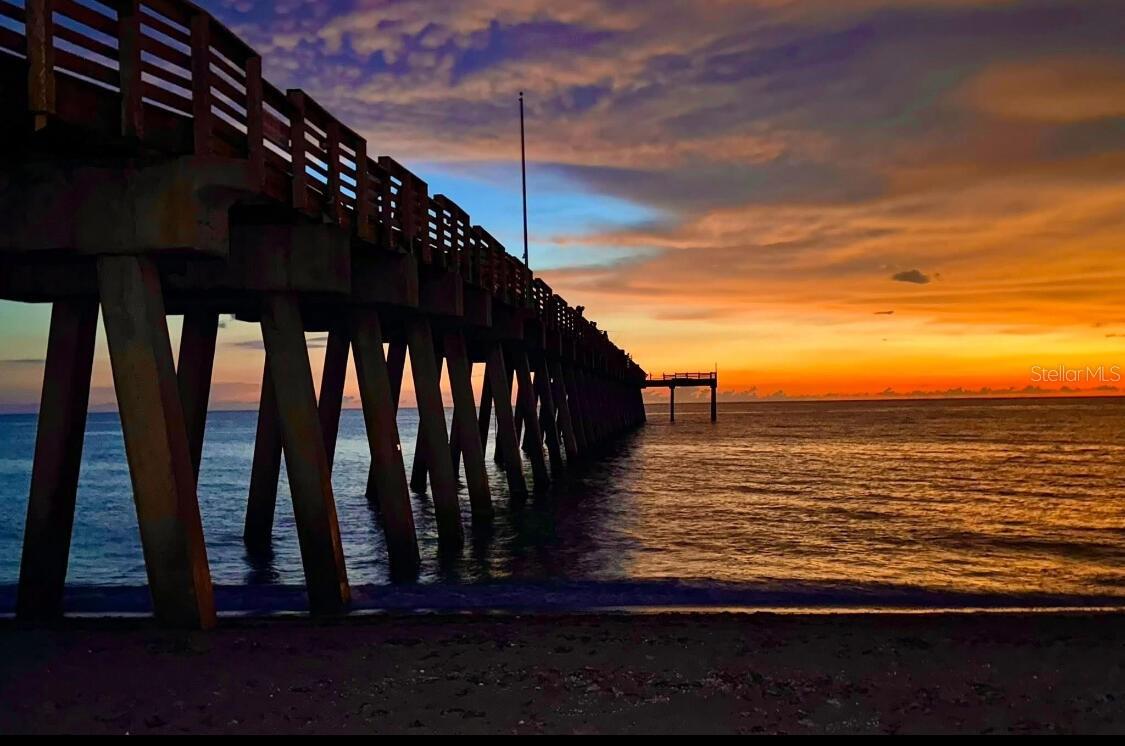 821 Laguna Drive, FL