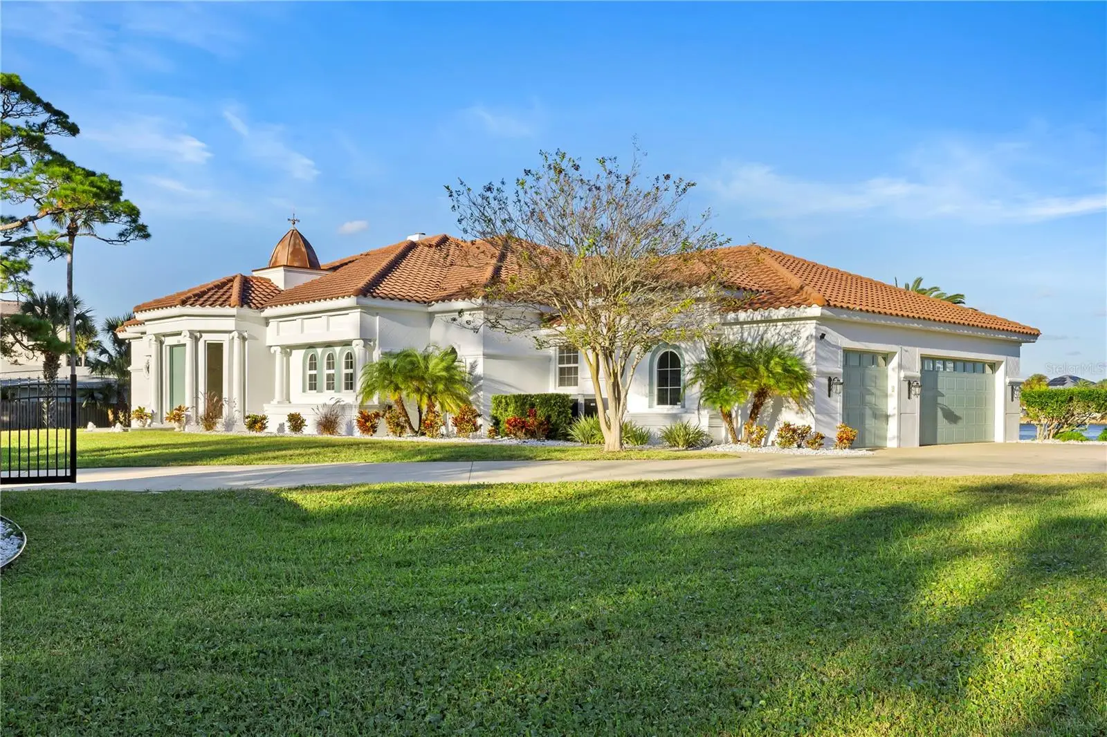 660 Lambert Avenue, FL